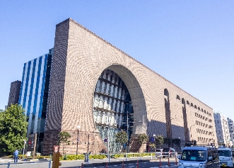 東京信濃町煉瓦館校